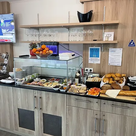 Hotel7continents Hotel Neutraubling