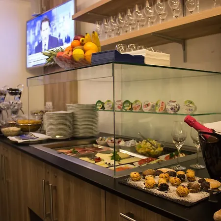 Hotell Hotel7continents 4*