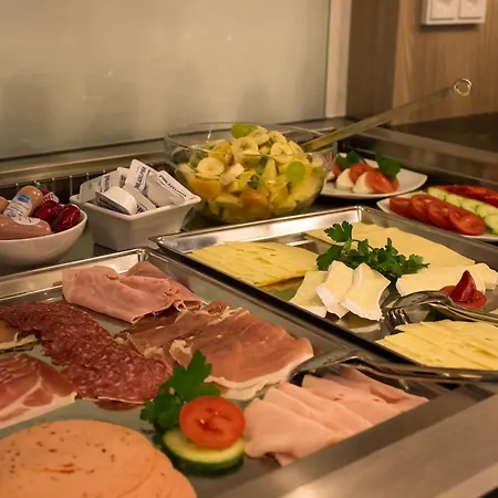 Hotell Hotel7continents 4*